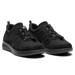 New Feet vandafvisende damesneaker - Sort
